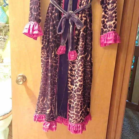 Goody Goody California ladies robe size L. - Picture 3 of 10